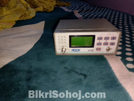 DBC 870B signal level meter